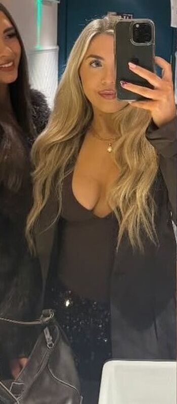 Full leaked Beth tucker private photo