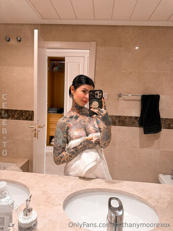 Full leaked Bethany moore private photo