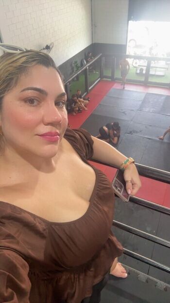 Full leaked Bethe correia page private photo
