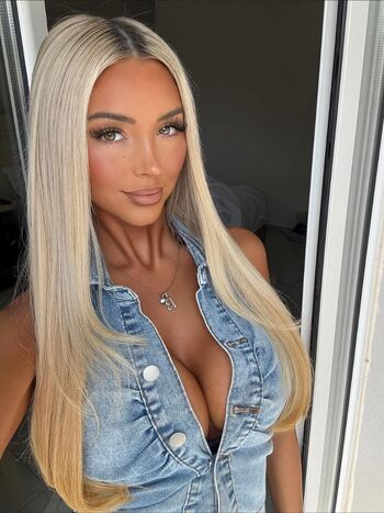 Full leaked Bethyycm private photo