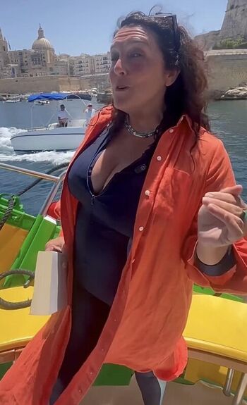Full leaked Bettany hughes private photo