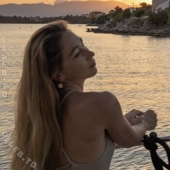 Full leaked Betterworld travellers private photo