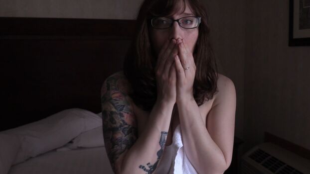 Full leaked Bettie bondage private photo
