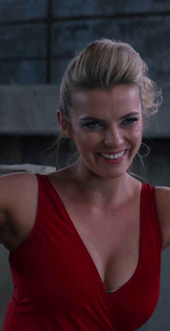 Betty Gilpin
