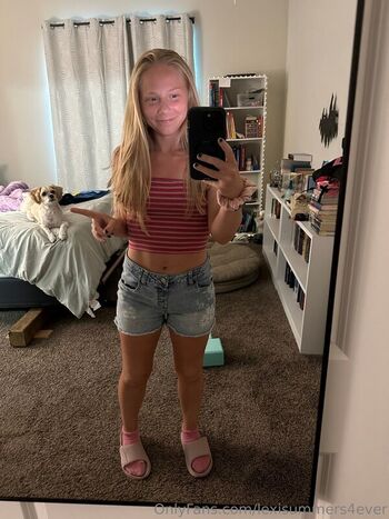 Full leaked Betty wilde private photo
