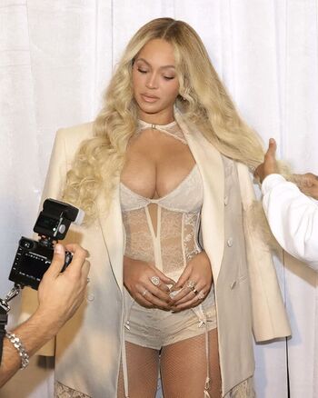 Full leaked Beyonce page private photo