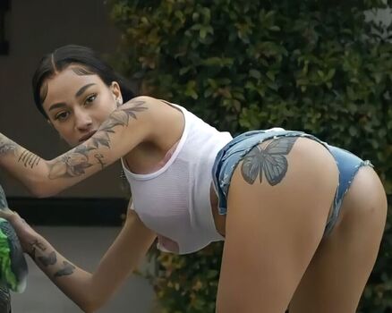 Full leaked Bhabie private photo