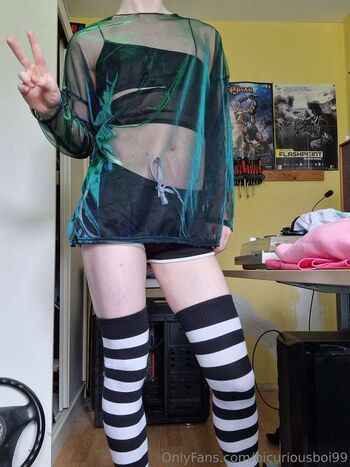 Full leaked Bicuriousboi private photo