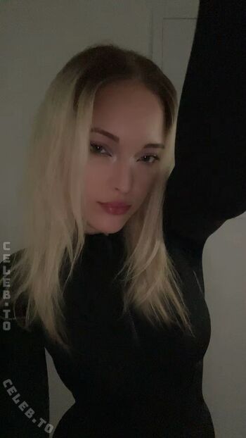 Full leaked Bienmichelle private photo
