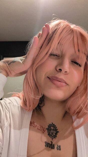 Full leaked Big bimbo baggins private photo