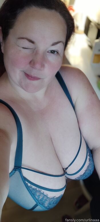 Full leaked Bigapplelinaa private photo