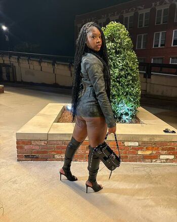 Full leaked Bigbootykyy private photo