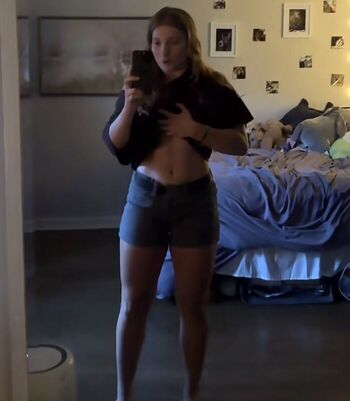 Full leaked Bigcomfycouch private photo