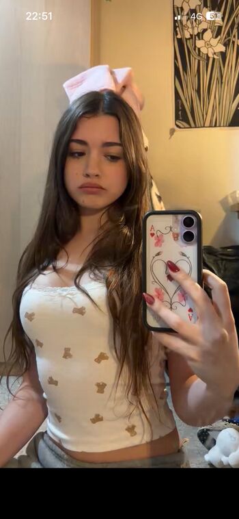 Full leaked Bighazeleyeddoe private photo
