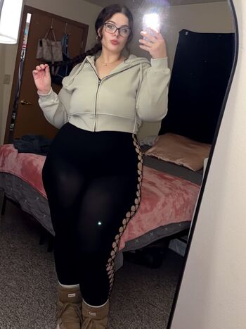 Full leaked Bigmamahaylee private photo