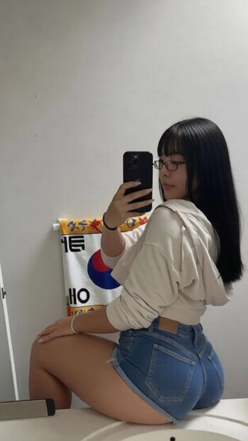 Full leaked Bigootyjin private photo