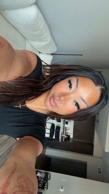Full leaked Biigbambi private photo