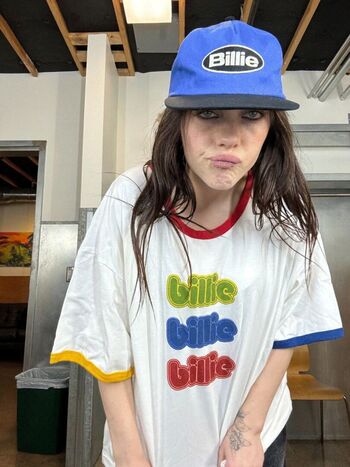 Full leaked Billie eilish  page private photo