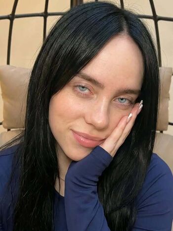 Full leaked Billie eilish  page private photo