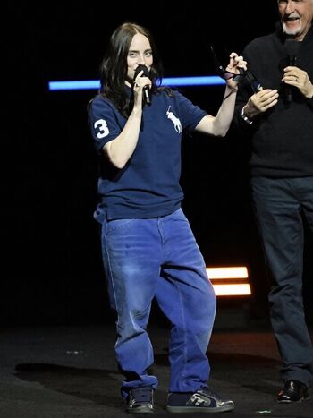 Full leaked Billie eilish private photo