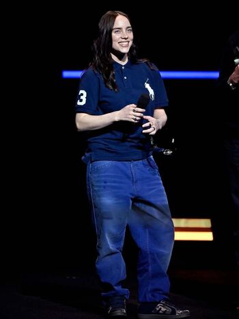 Full leaked Billie eilish private photo