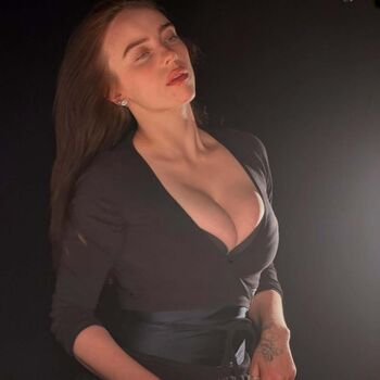Full leaked Billie eilish private photo