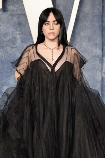 Full leaked Billie eilish private photo