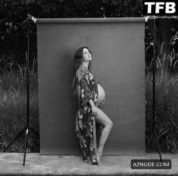 Full leaked Billie lourd page private photo