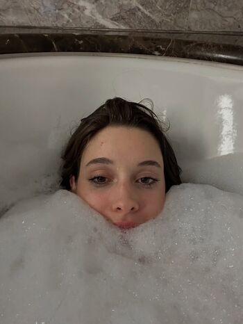 Full leaked Billybella private photo