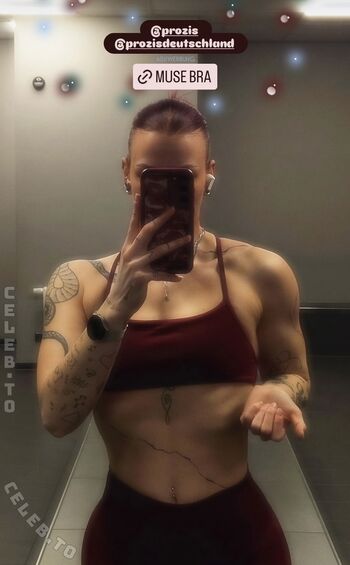 Full leaked Bimbalabambi private photo