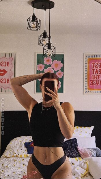 Full leaked Bimbalabambi private photo