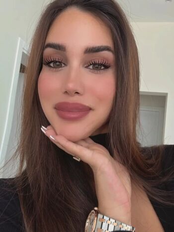 Full leaked Bimbo fetish private photo