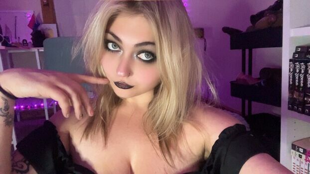Full leaked Bimbobambi private photo