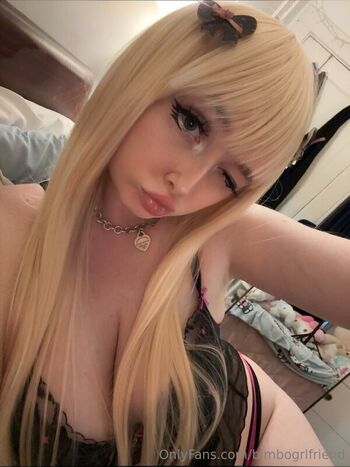 Full leaked Bimbogrlfriend private photo
