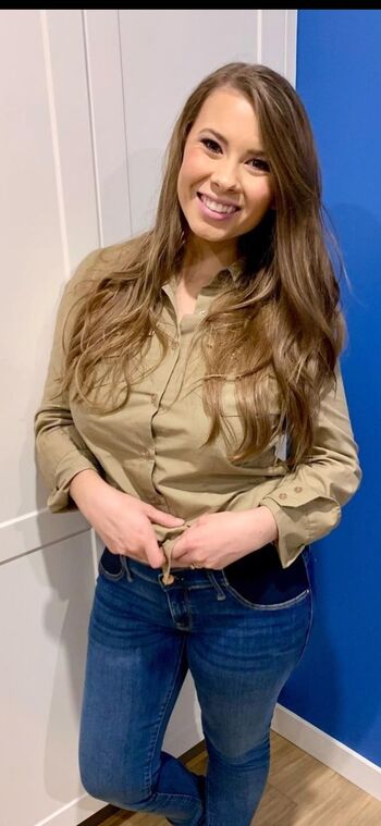 Full leaked Bindi irwin private photo