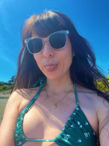 Full leaked Biology sluut private photo