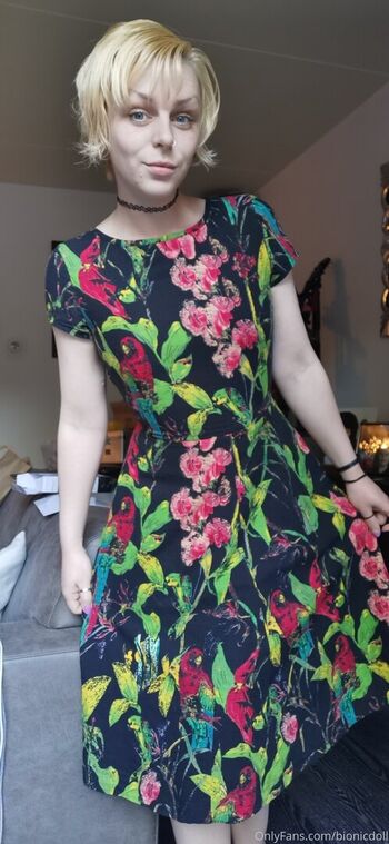 Full leaked Bionicdoll private photo
