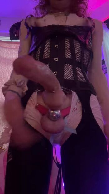 Full leaked Birdinchains private photo