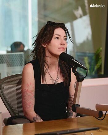 Full leaked Bishop briggs page private photo