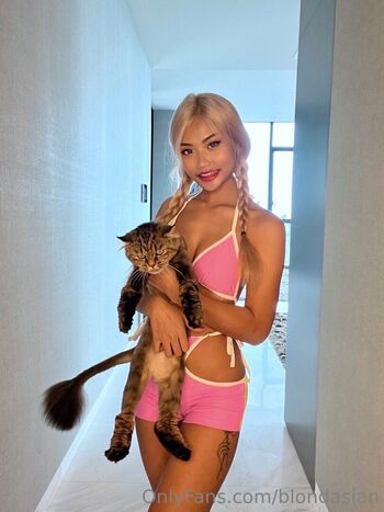 Full leaked Blondasian private photo