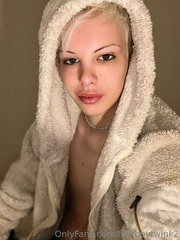 Full leaked Blonditwink page private photo