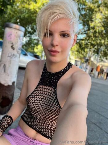 Full leaked Blonditwink private photo