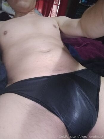 Full leaked Blueandredmask private photo