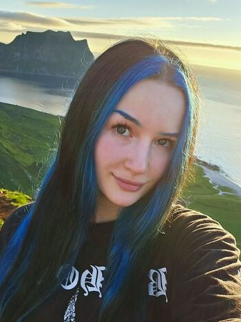 Full leaked Blueastrid private photo