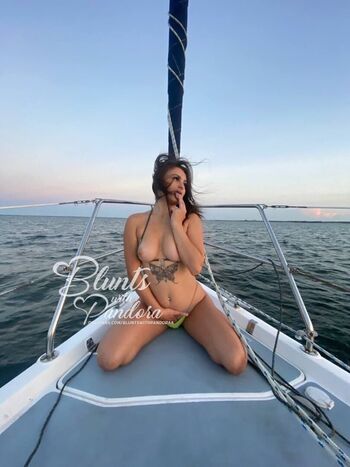 Full leaked Bluntswithpandoraa private photo