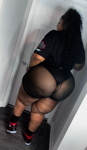 Full leaked Blvckasszilla private photo