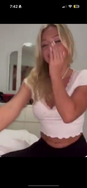 Full leaked Bobbie moore page private photo