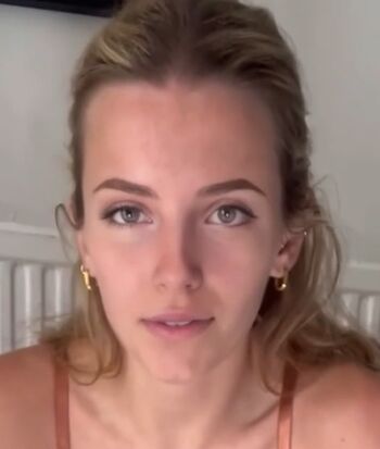 Full leaked Bobbie moore page private photo