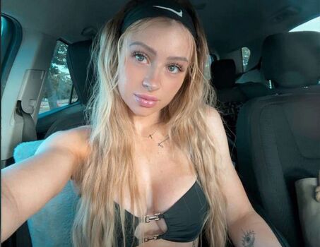 Full leaked Bobbie moore page private photo