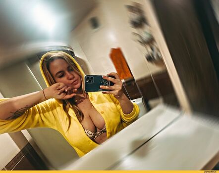 Full leaked Bogi lateiner private photo